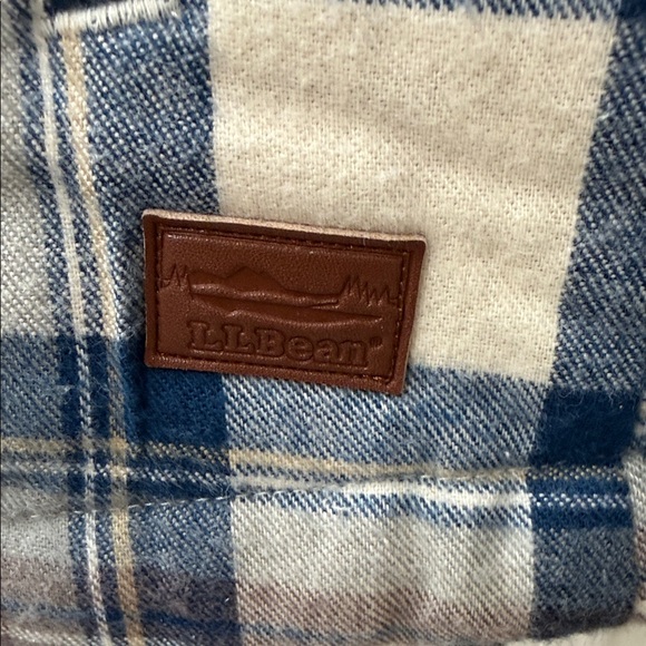 L.L. Bean Women’s  Scotch Plaid Sherpa Shirt/Jacket, New - Picture 3 of 8